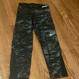 Women's Nike pro dri fit leggings
